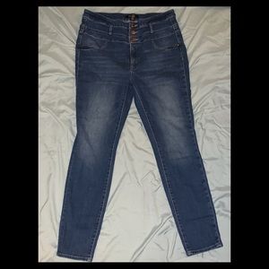 Refuge (Charlotte Russe) Skinny Jeans
